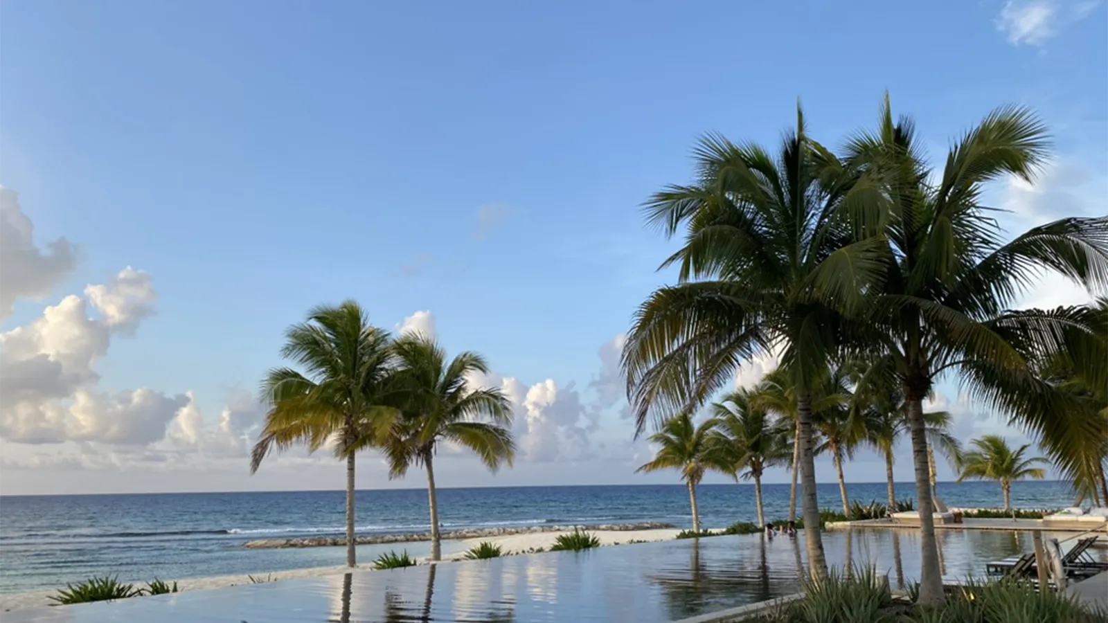 Jamaica&rsquo;s Tourism Recovery Is Accelerating, With 2.34 Million Visitors, $2.5 Billion in Revenue and Hotels Coming Back